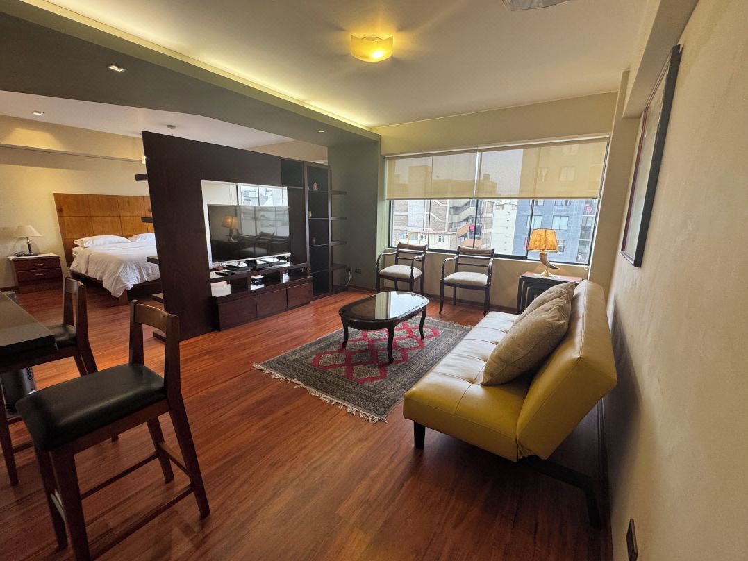 1 Bedroom Loft Miraflores down Town