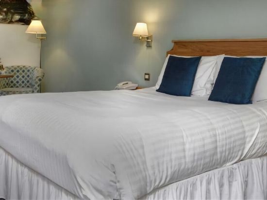 Best Western Plus Bentley Hotel, Leisure Club & Spa - Tap to explore photos