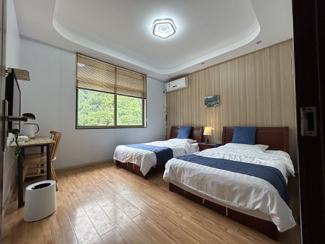 Tonglu Shishe Xiangqin folk hostel
