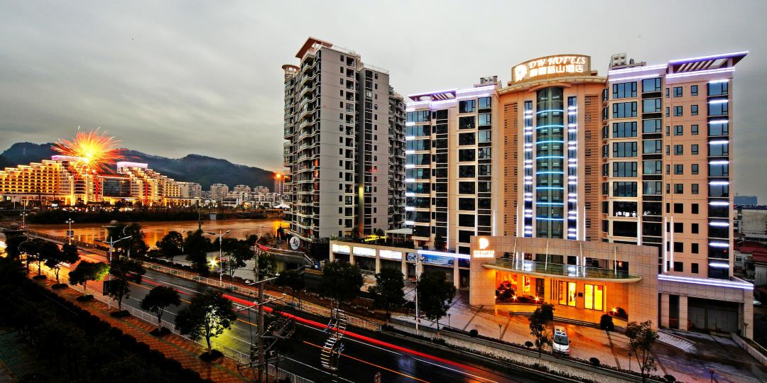 馥丽兰山酒店