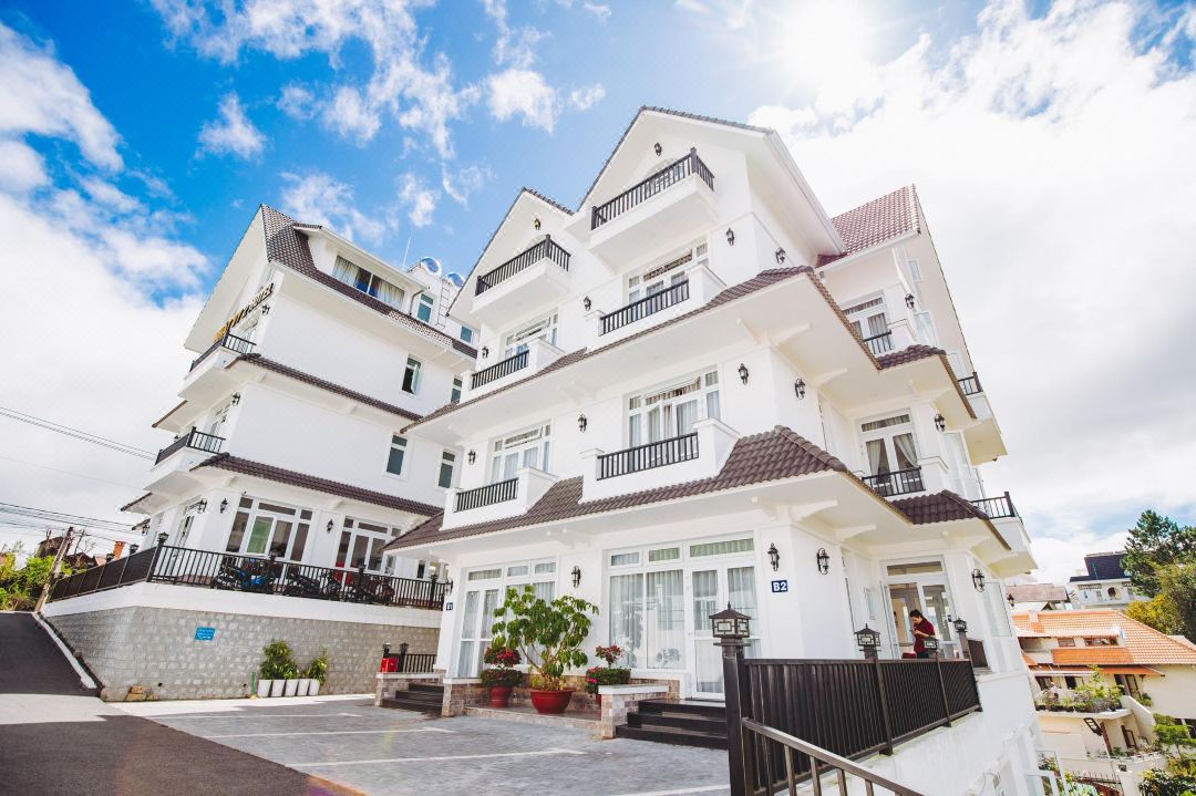 Nhat VY Hotel 2