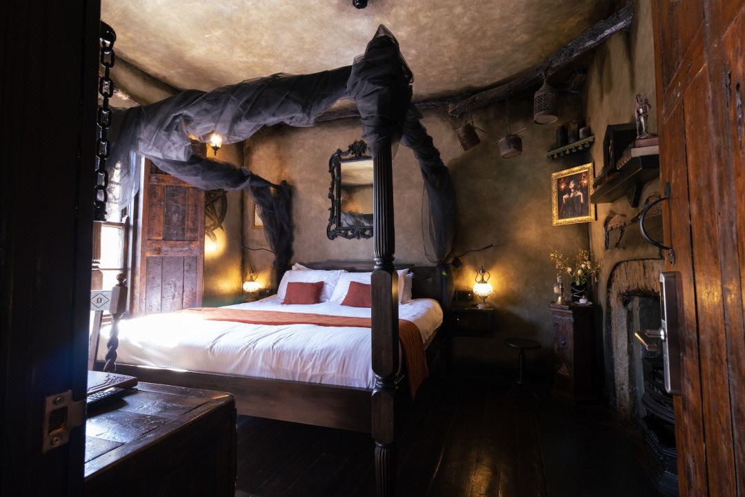 Hocus Pocus Tiny Hotel