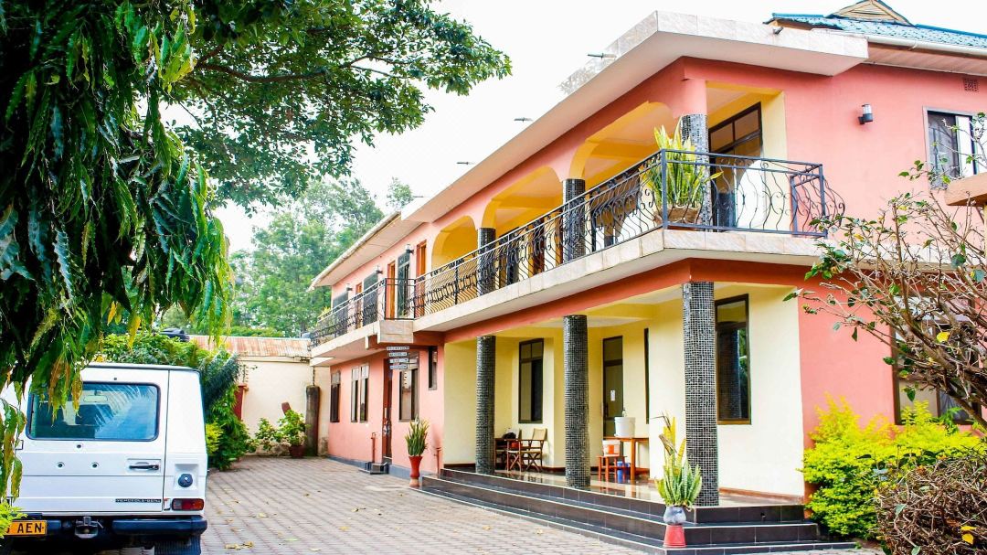 Bright Star Hotel & Safaris