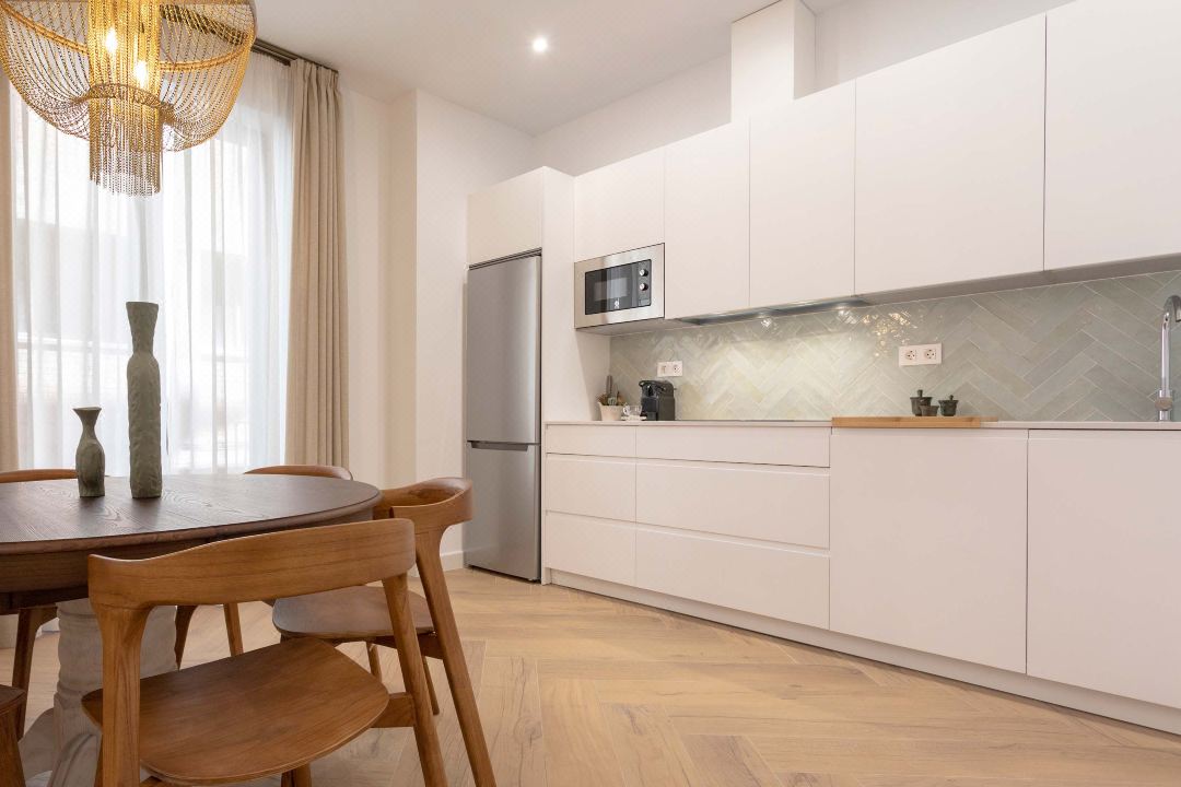 Genteel Home Capiteles