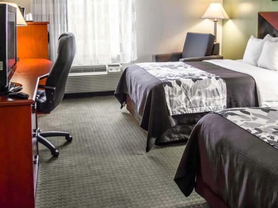 Comfort Inn Emporia - Tap to explore photos