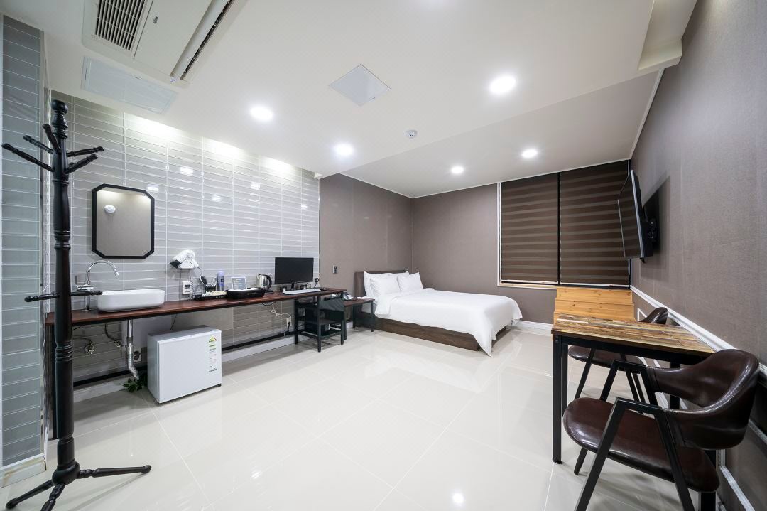 Jeongeup S3 Motel