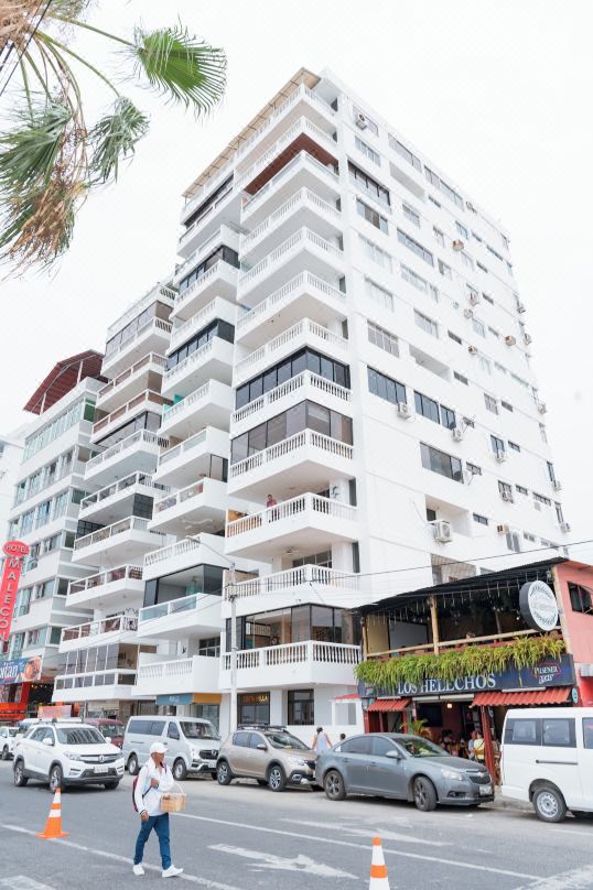 Apartment - Sleeps & Free Parking