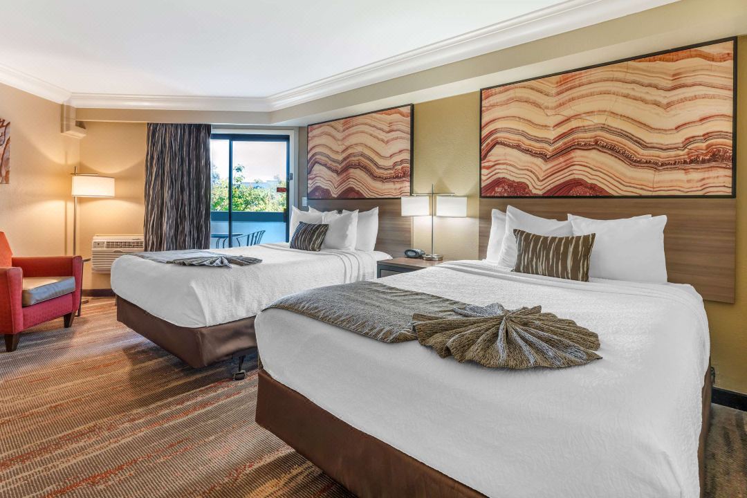 Best Western Plus Wine Country Inn  Suites