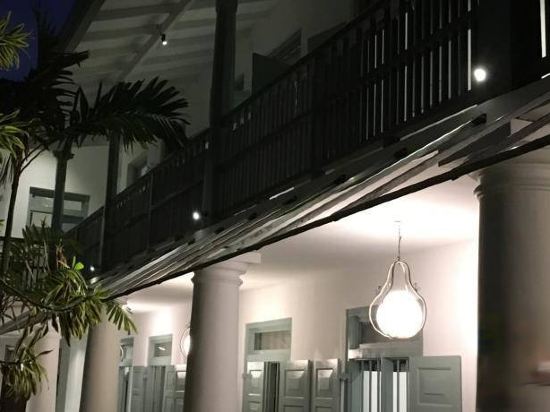 Small House Boutique Guest House - Tap to explore photos