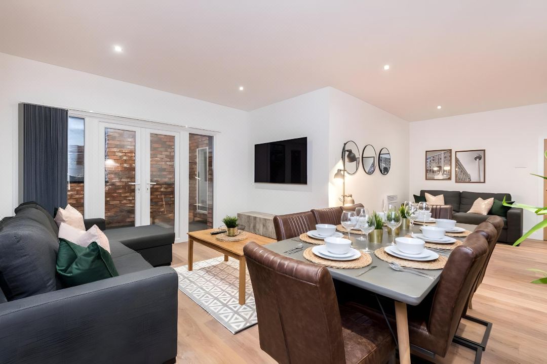 Sgt Peppers City Centre Apartment with Terrace