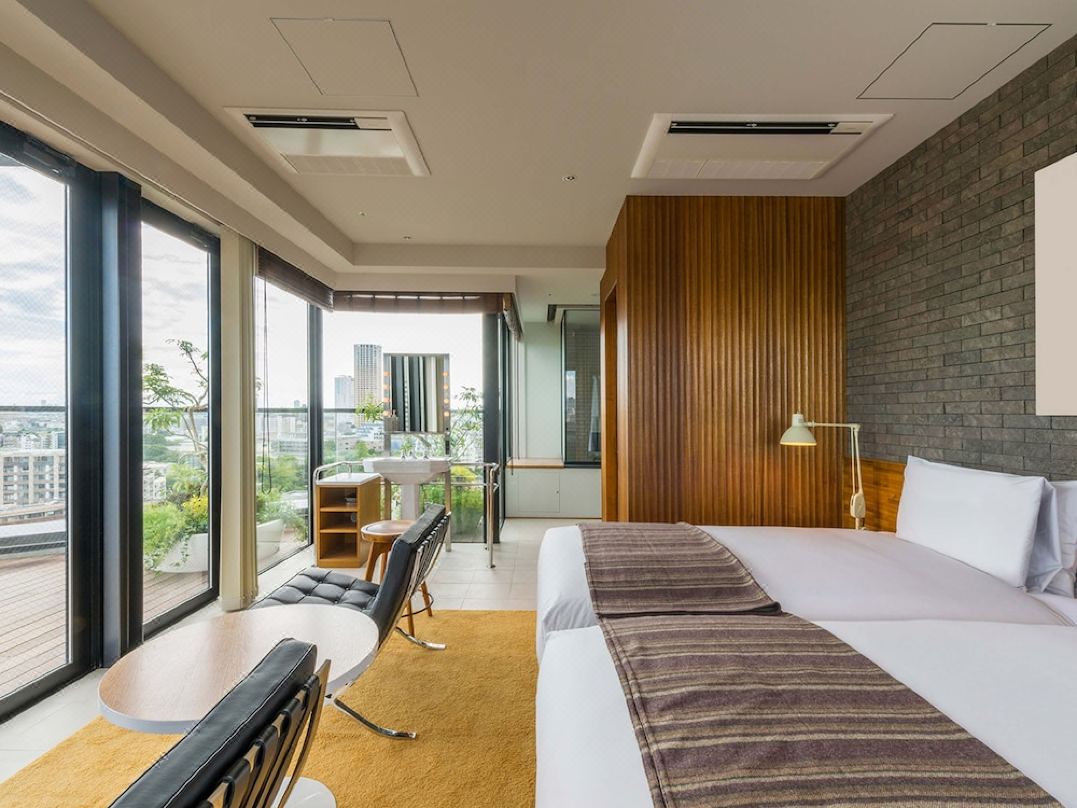 โรงแรมเอบิซูฮอลิก