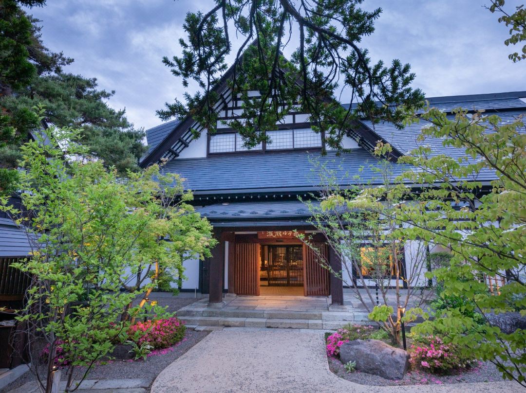 山形塔基納米旅館