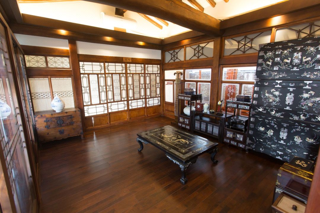 Hanok1957