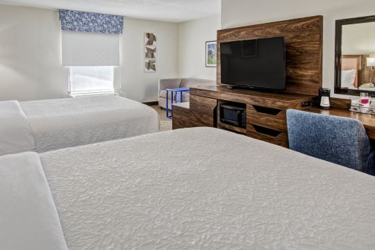 Hampton Inn Van Buren