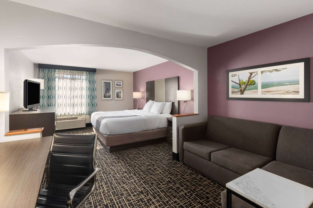La Quinta Inn & Suites by Wyndham Snellville-Stone Mountain