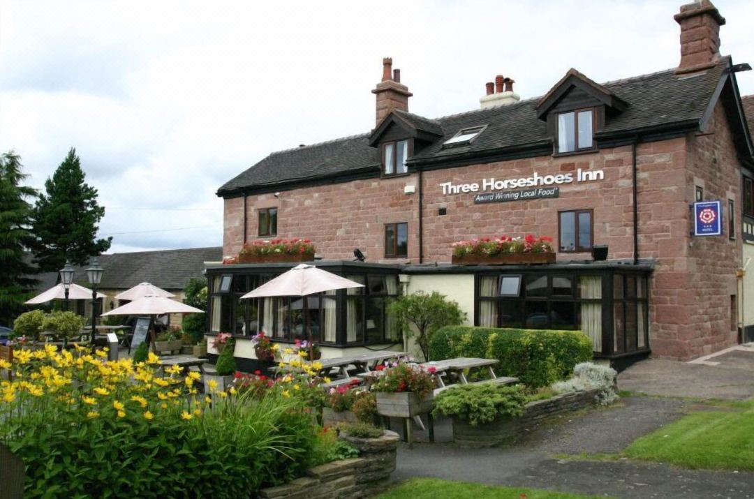 Three Horseshoes Country Inn