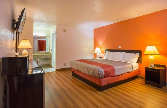 Motel 6 Brinkley, AR