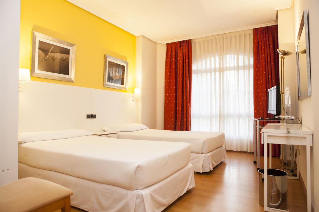 Hotel Sercotel Tres Luces