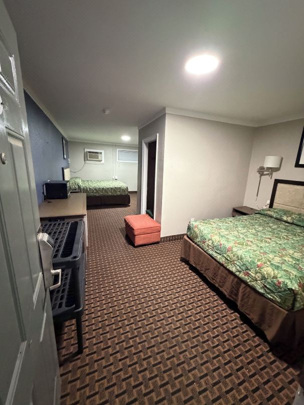 Economy Inn
