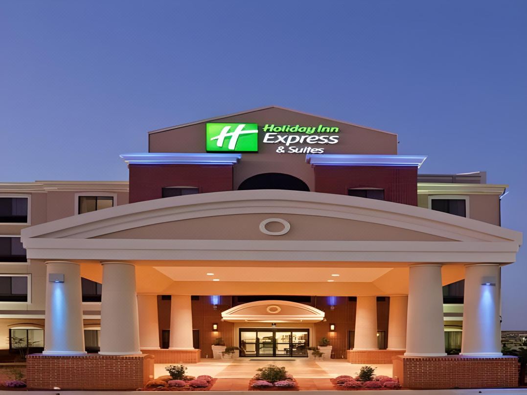 Holiday Inn Express & Suites OKLAHOMA CITY WEST-YUKON by IHG