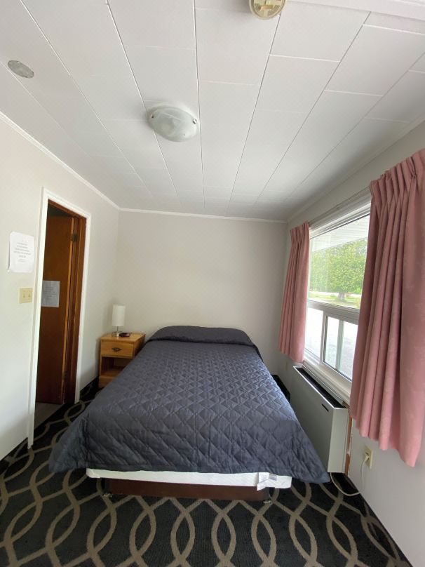 Mindemoya Motel