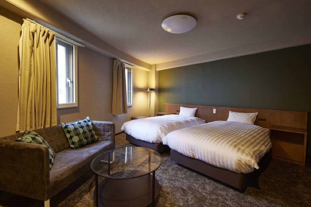 3S HOTEL ATSUGI（広々大浴場、団体ご利用も可能）