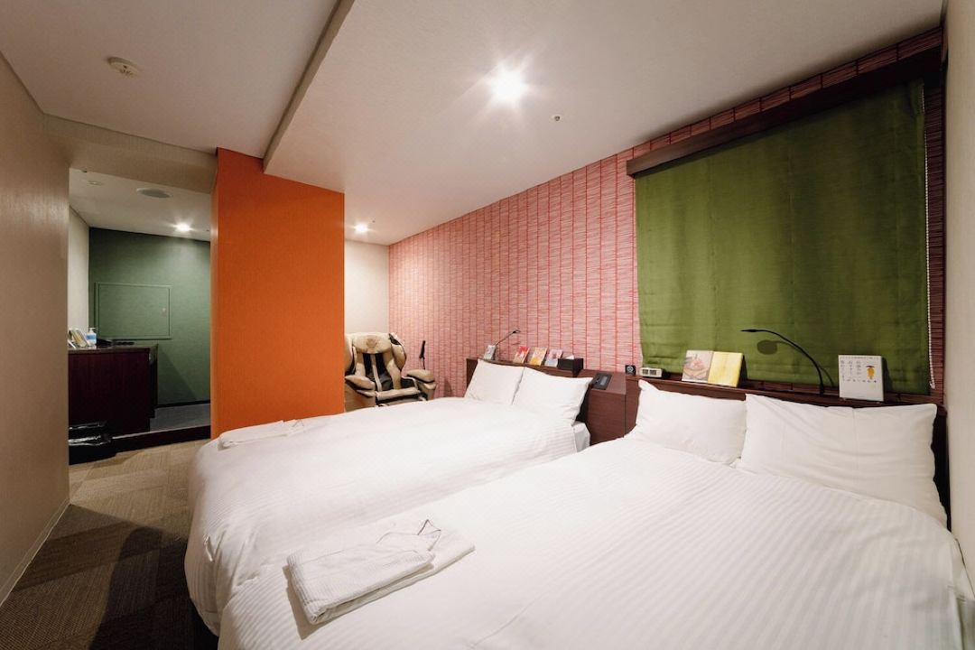 Book Hotel Jimbocho