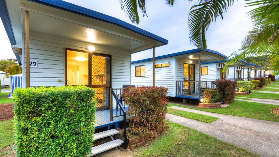 Alex Beach Cabins and Tourist Park