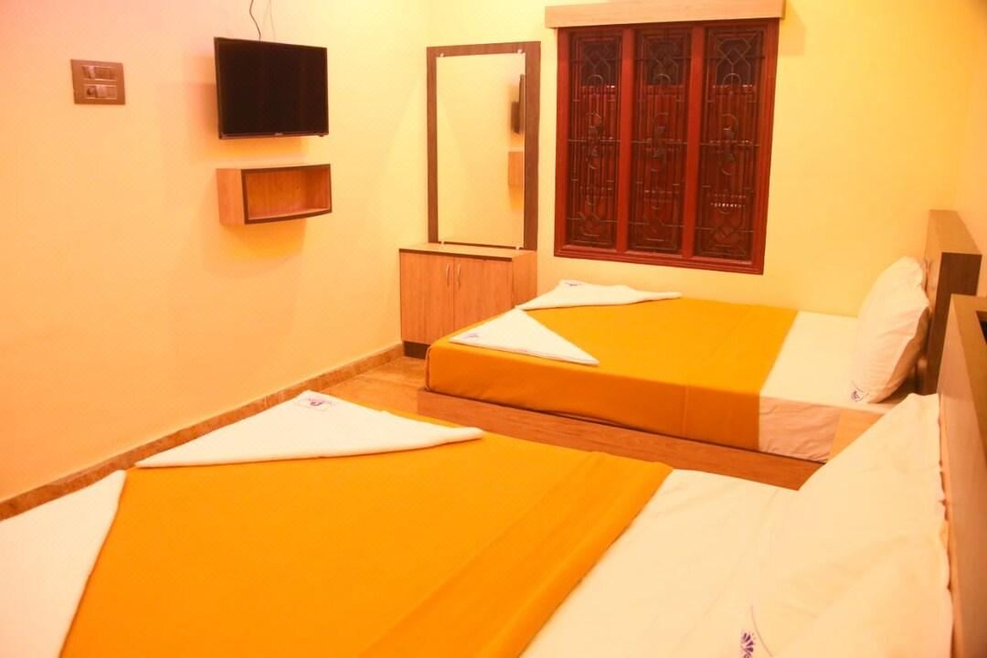 Sree Kumaran Residence