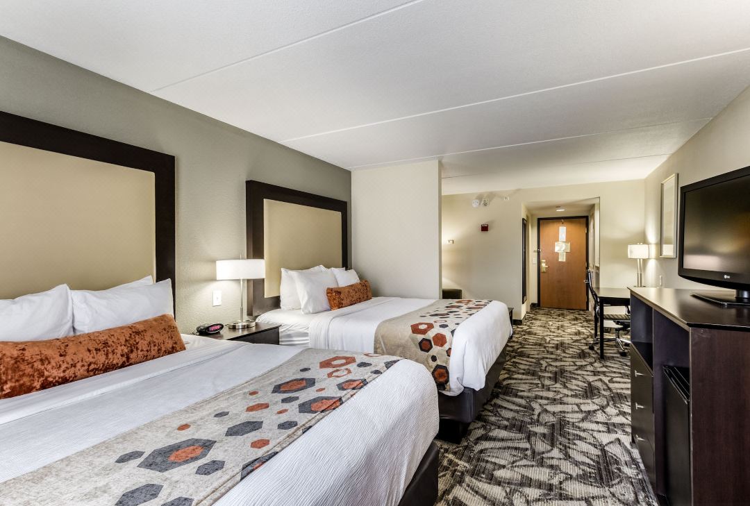 Holiday Inn Express & Suites Cedar Falls - Waterloo