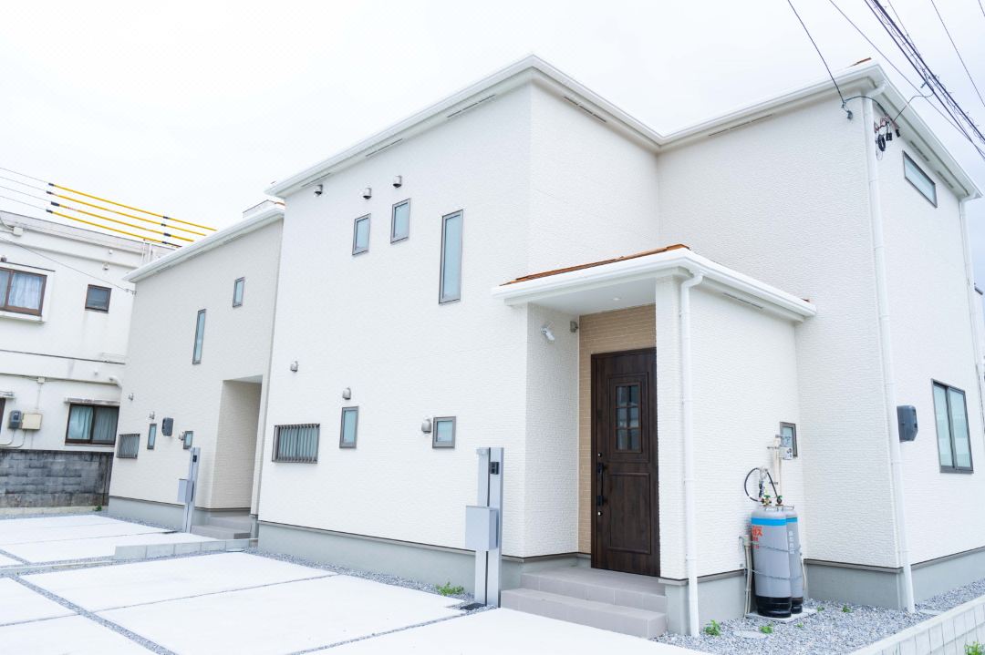 Okinawa Beach House Golden Drop S