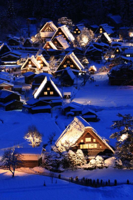 5 Minutes by Train Station on