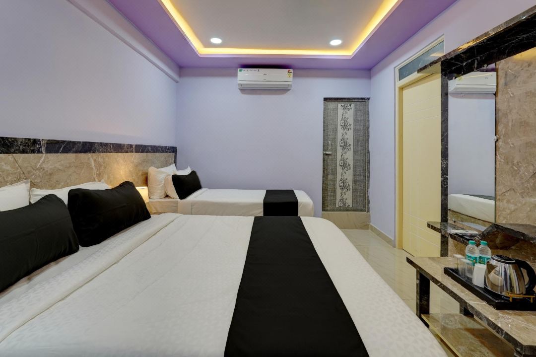 Collection O Hotel Royal Suites