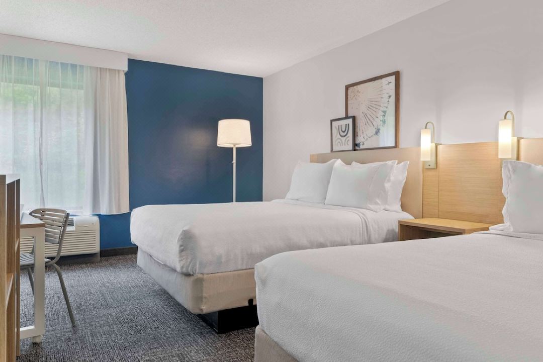 Spark by Hilton Newcomerstown