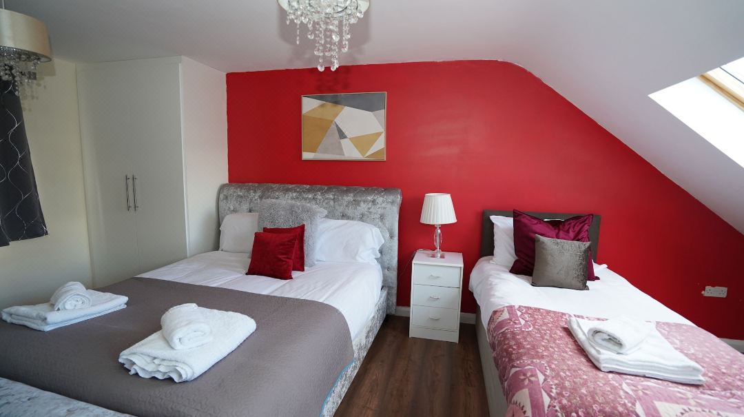 59B Comfortable 3 Bedroom House by Easy 2 Manage