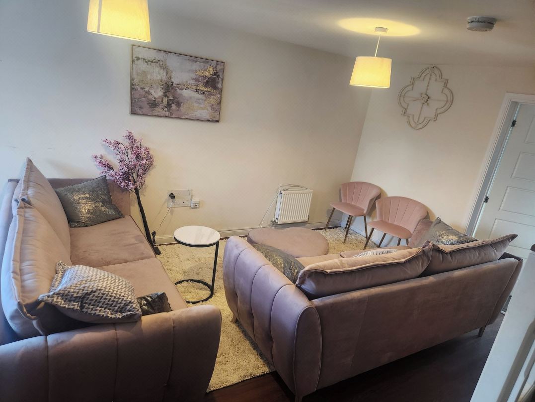 1 Bed - Sleeps 4 - Wolverhampton City Centre
