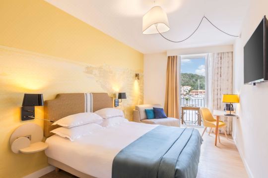 Best Western Hotel du Roy DAragon