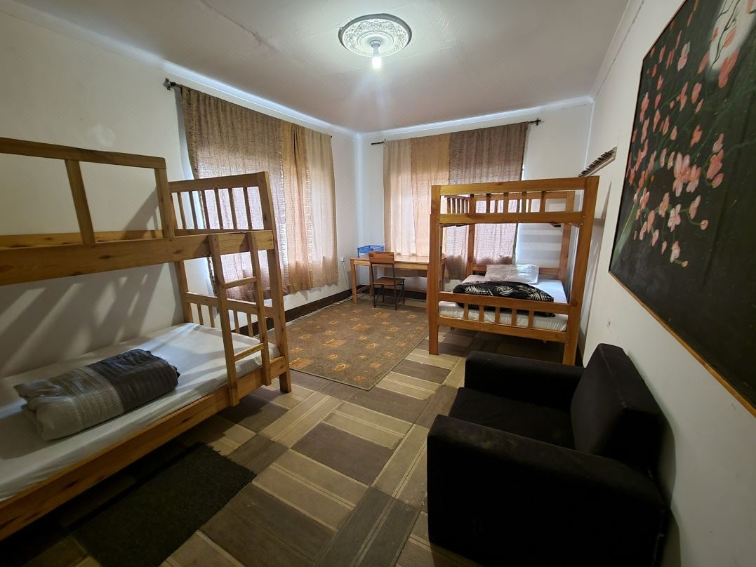 SAFARI JUNCTION BACKPACKERS HOSTEL