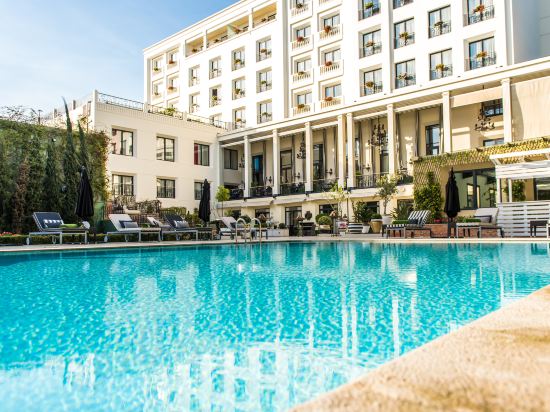 Le Casablanca Hotel - Tap to explore photos