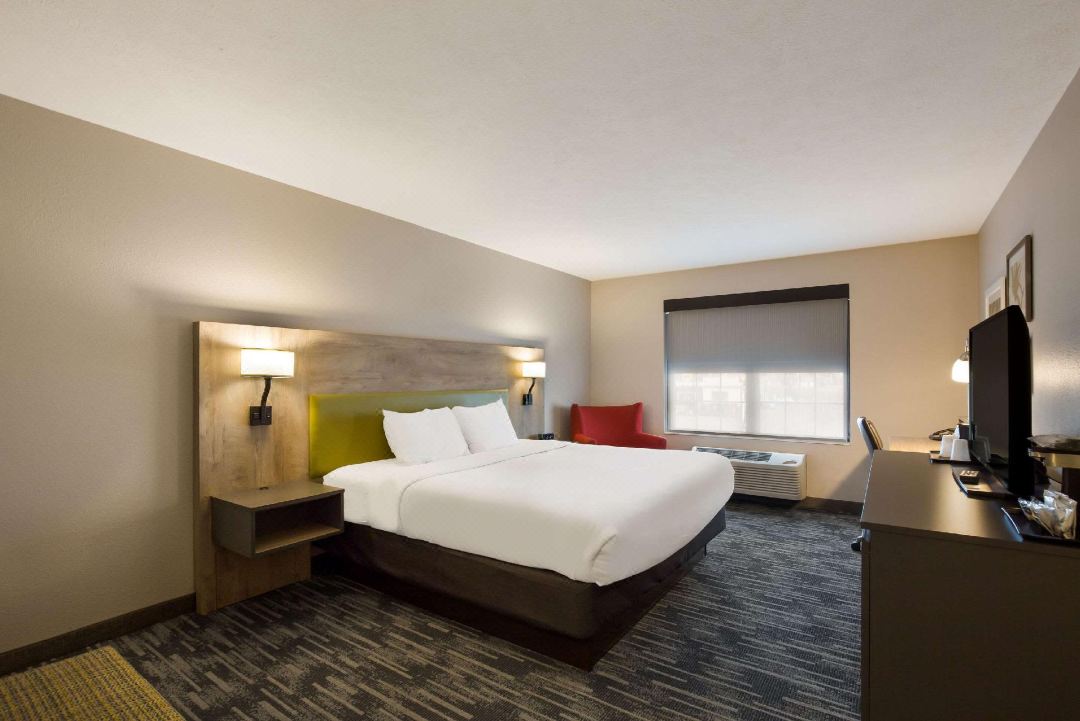 Country Inn & Suites by Radisson, Marion, IL