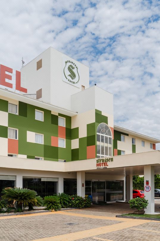 Strassen Hotel