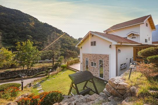 Hadong Jiri Mountain Saesori Pension