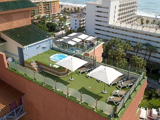 Fénix Torremolinos - Adults Only Recommended - Tap to explore photos