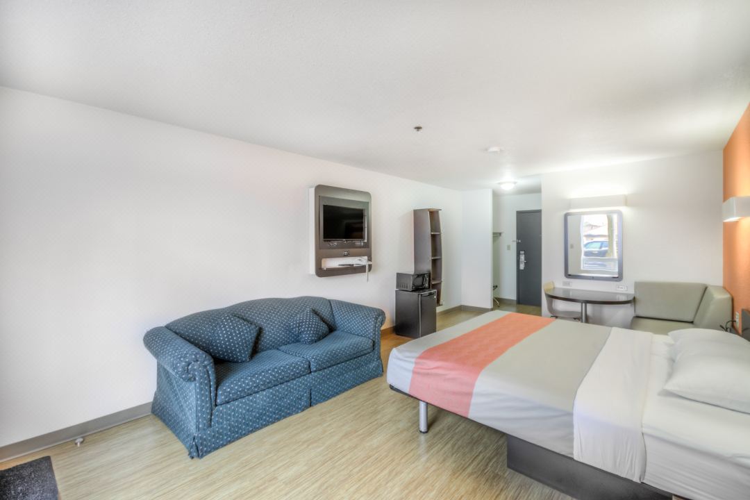 Motel 6 Regina, SK