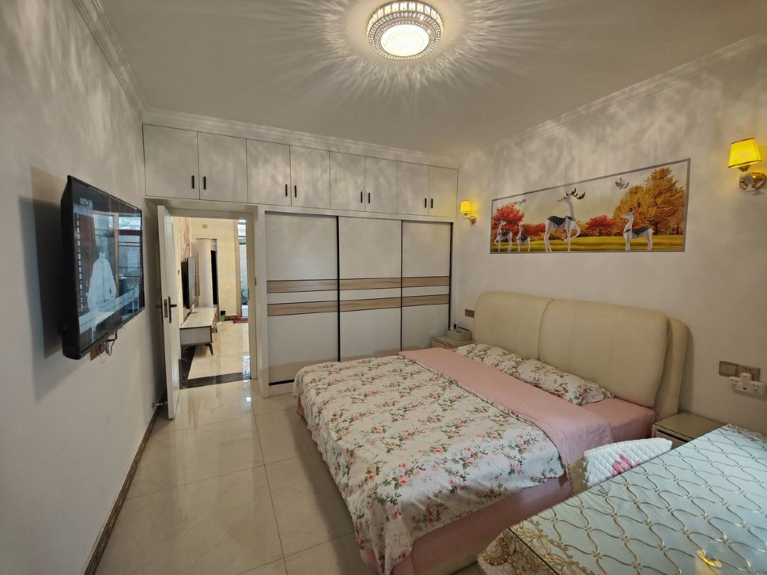 Guang'an Tianxiadao Apartment (Hongxing Road)