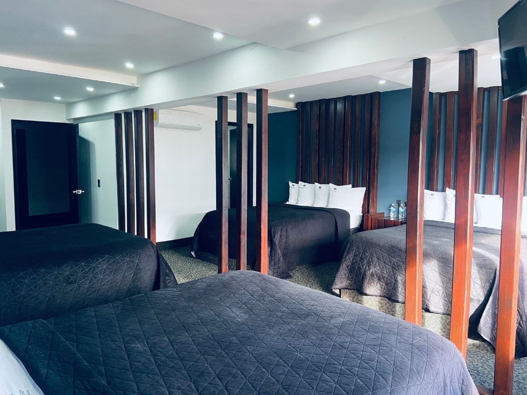 Hotel Enjoy