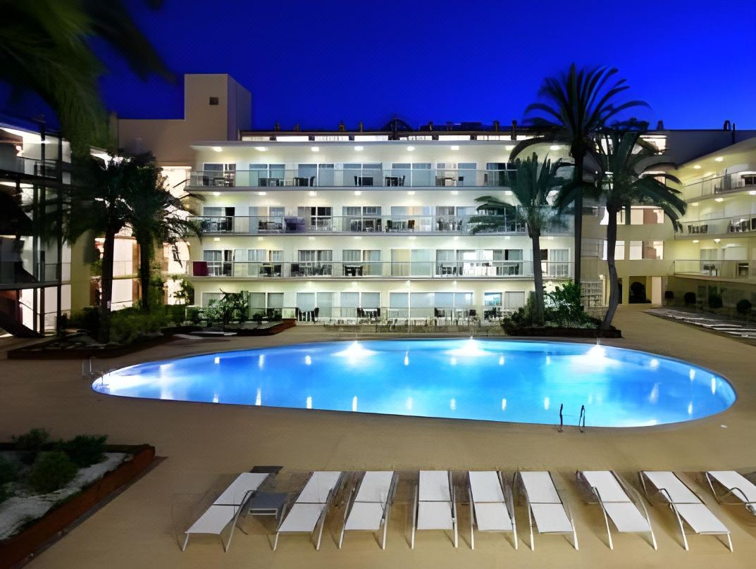 Las Gaviotas Suites Hotel & Spa