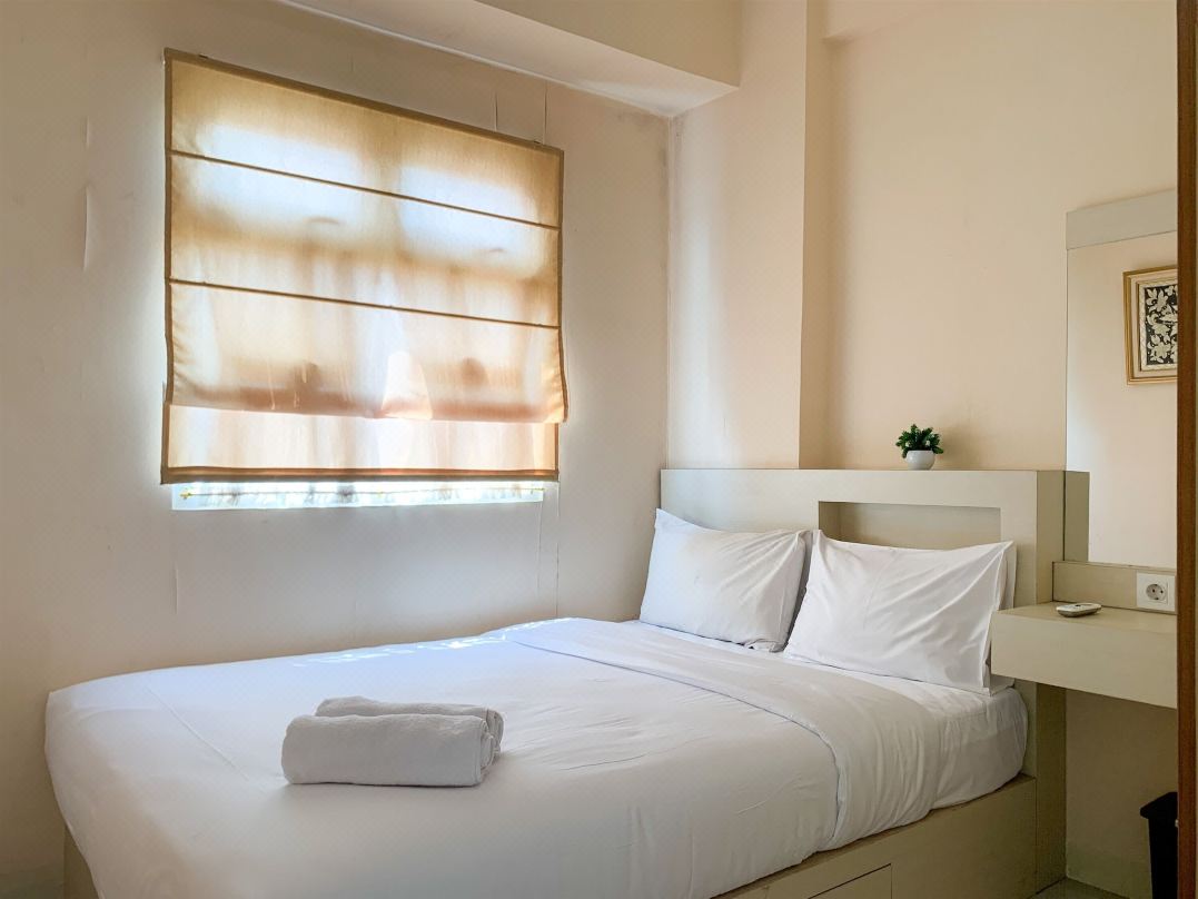 Modern Look and Comfortable 2Br Green Pramuka City Apartment
