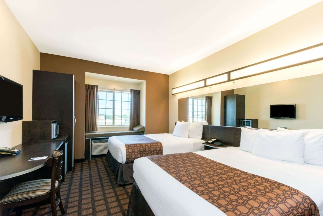 Microtel Inn & Suites by Wyndham Eagle Pass