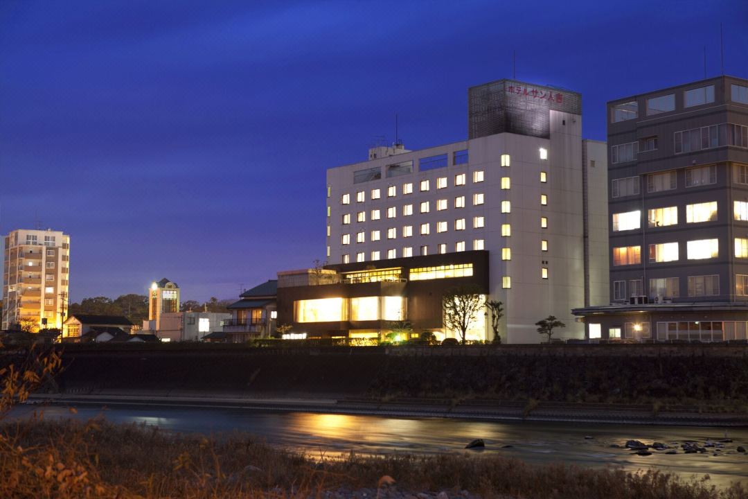 호텔 선 히토요시